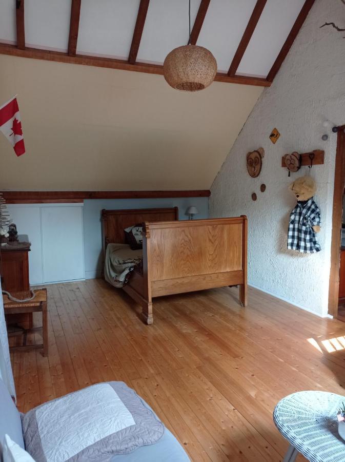 Chambre Campagnarde Du Gres Rouge De Beauval Exterior foto